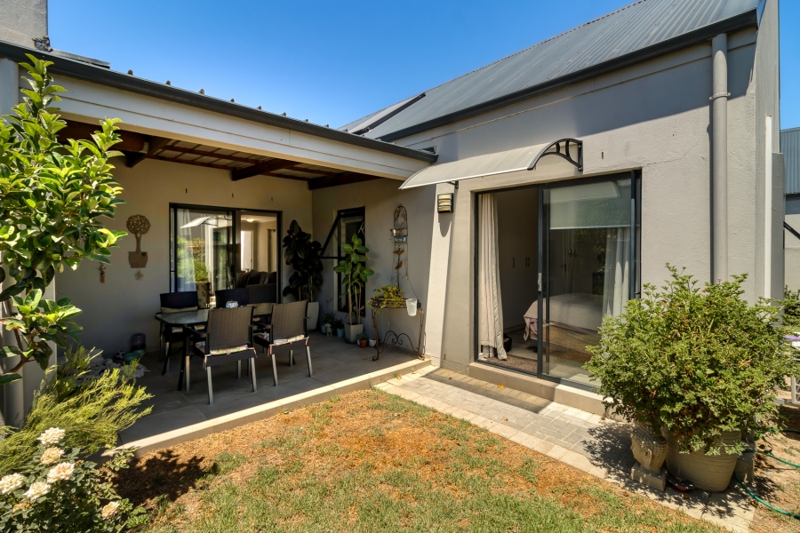 3 Bedroom Property for Sale in Aan de Wijnlanden Western Cape